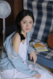 美女自拍